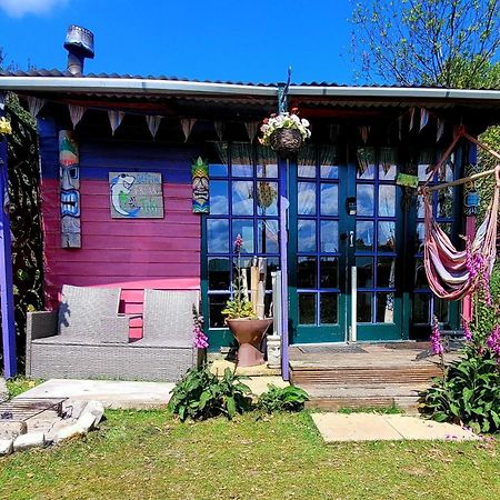Treguth Glamping Unique Experience - Themed Huts Hotel Saint Day Kültér fotó