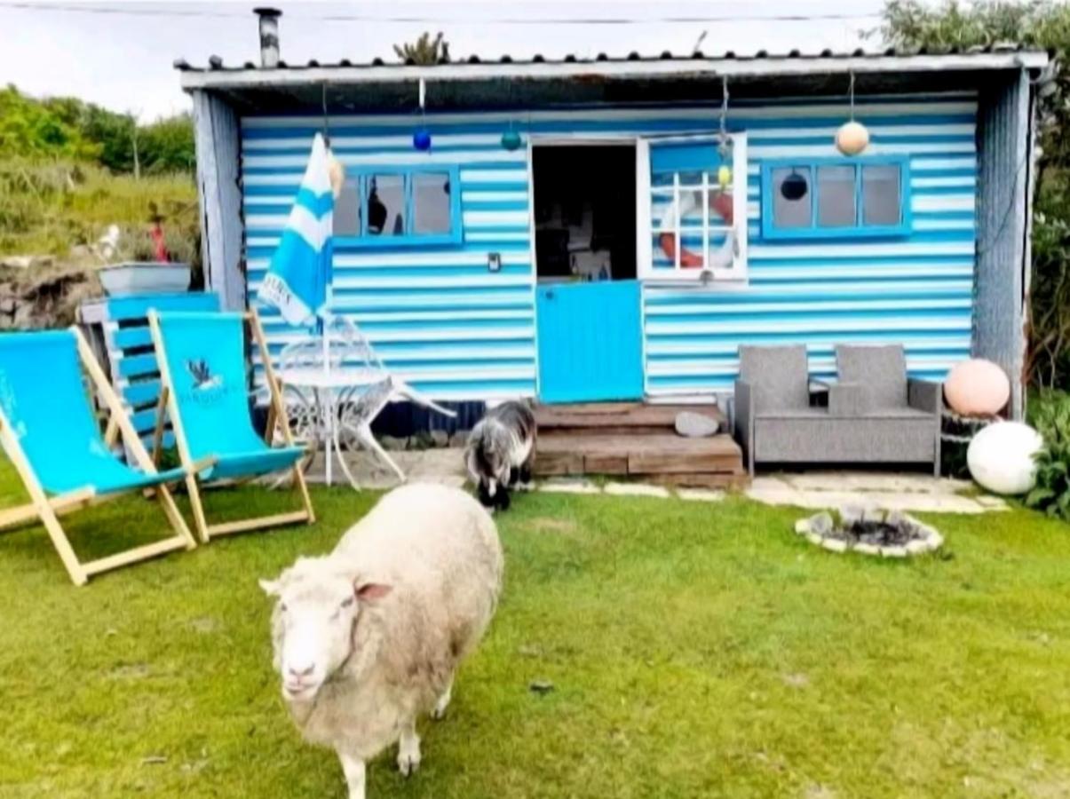 Treguth Glamping Unique Experience - Themed Huts Hotel Saint Day Kültér fotó