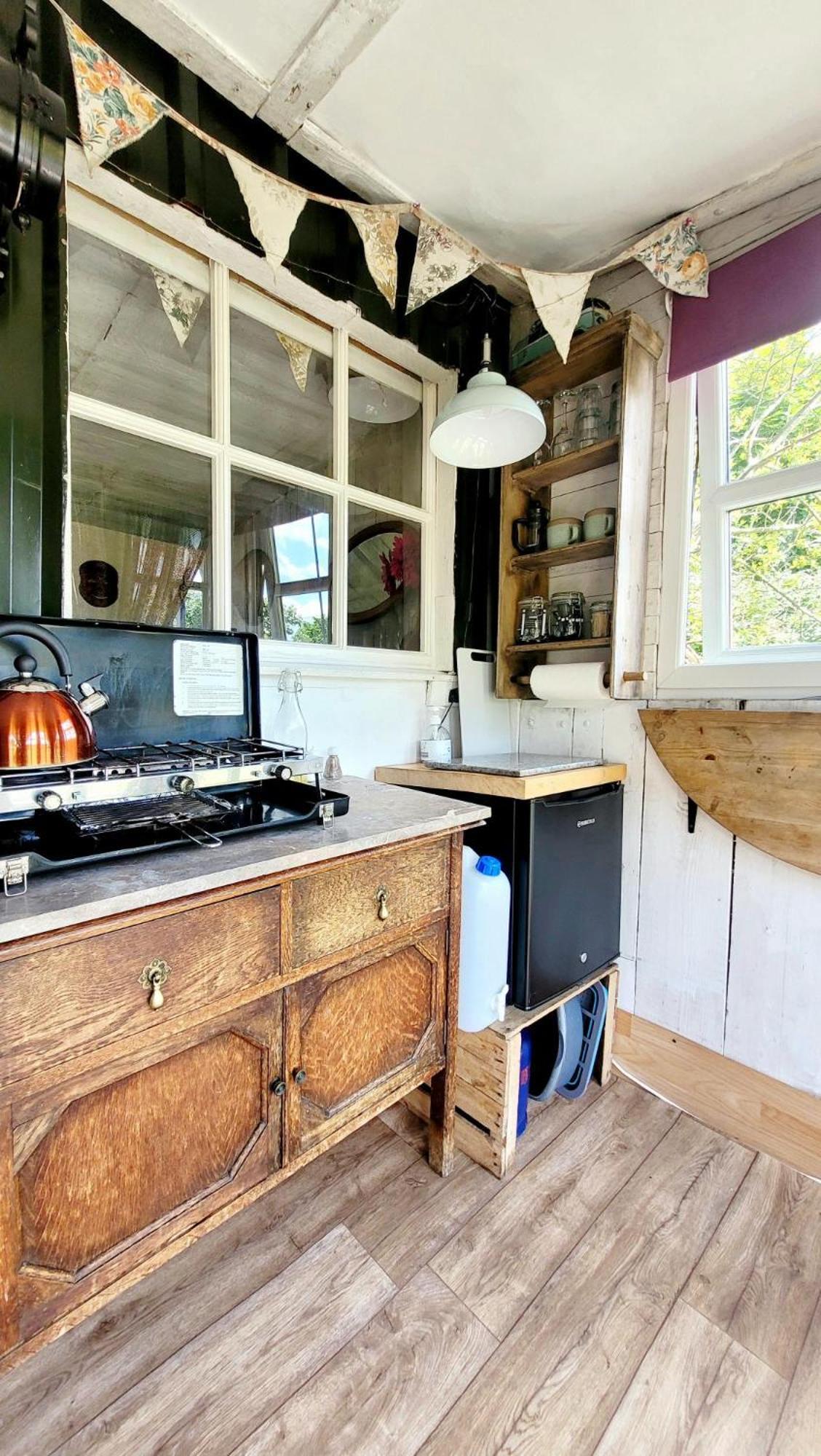 Treguth Glamping Unique Experience - Themed Huts Hotel Saint Day Kültér fotó
