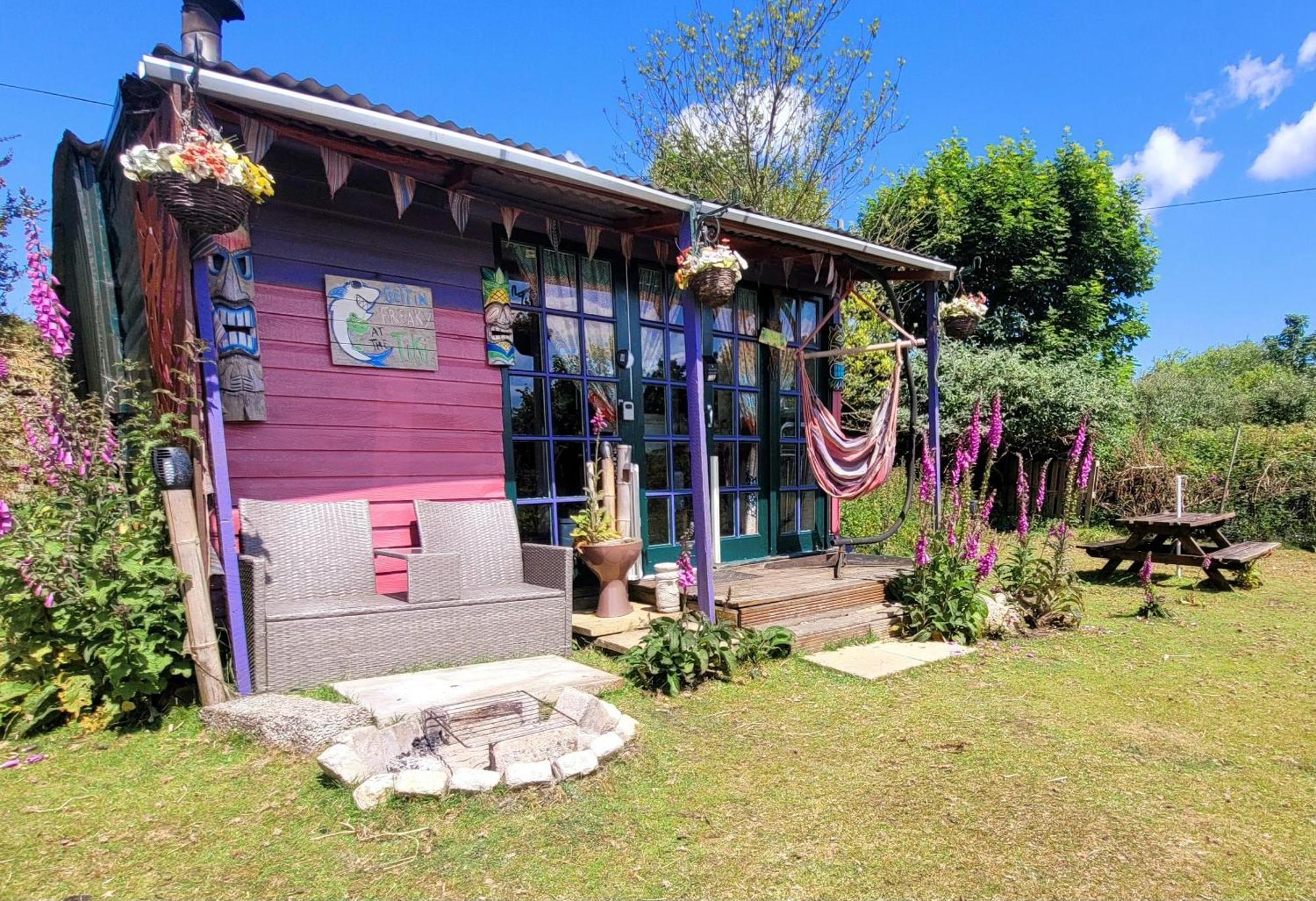 Treguth Glamping Unique Experience - Themed Huts Hotel Saint Day Kültér fotó